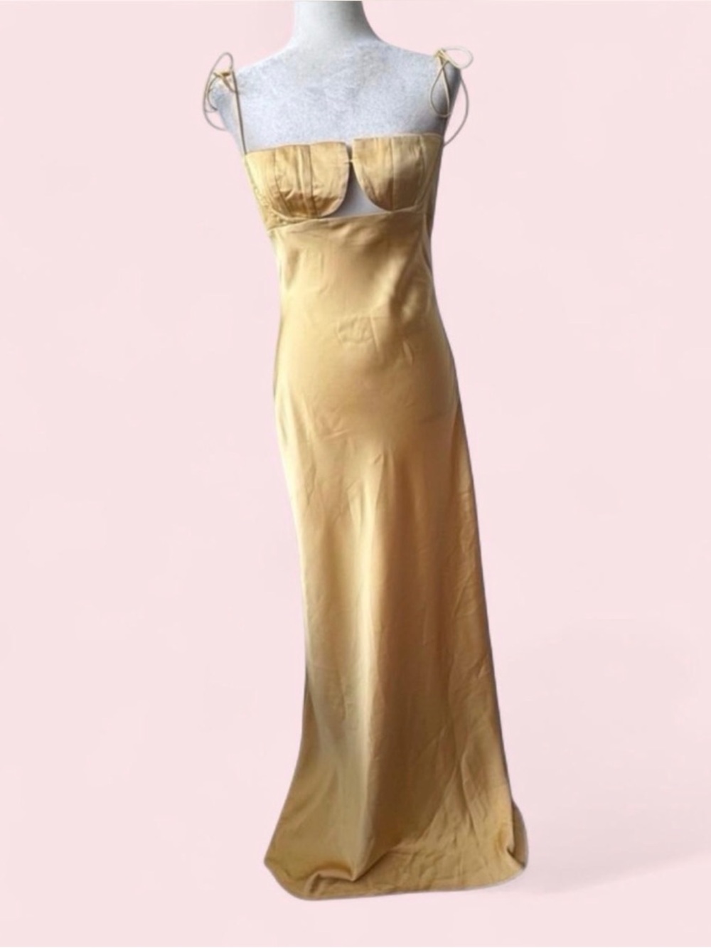 🌷 Yellow/Gold Tulip Cup Satin Dress 🌷